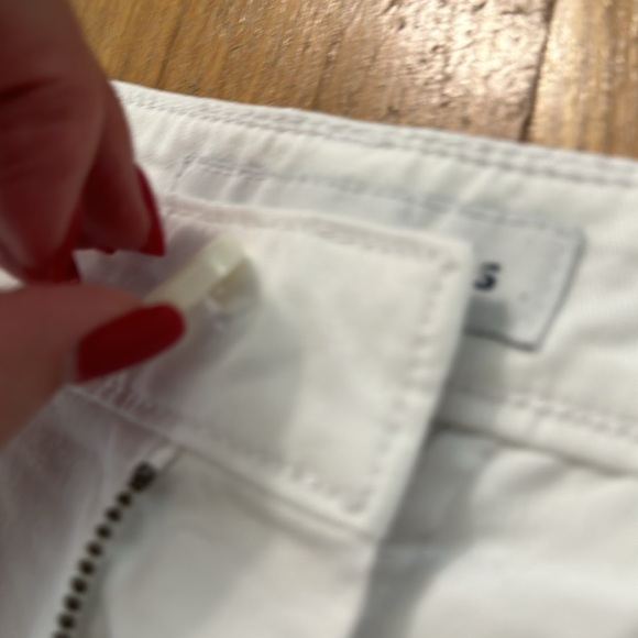 Amazon Essentials | Women’s white shorts - Picture 15 of 16